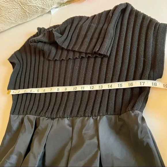 Chelsea & Theodore black ribbed turtleneck fit and flair dress size medium - Picture 10 of 14